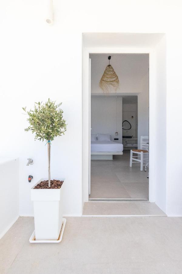 Studio 28 Maragkas Bagian luar foto