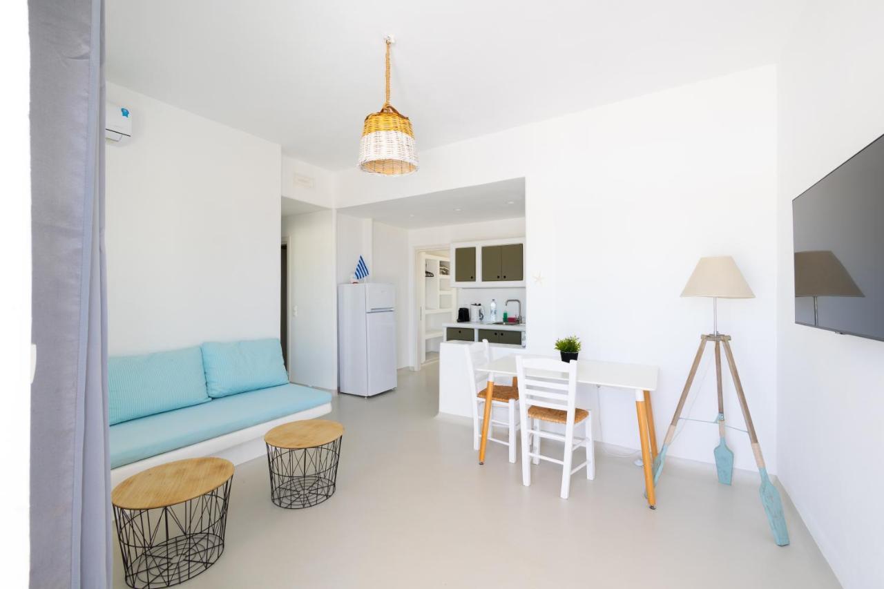 Studio 28 Maragkas Bagian luar foto