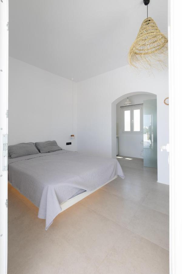 Studio 28 Maragkas Bagian luar foto