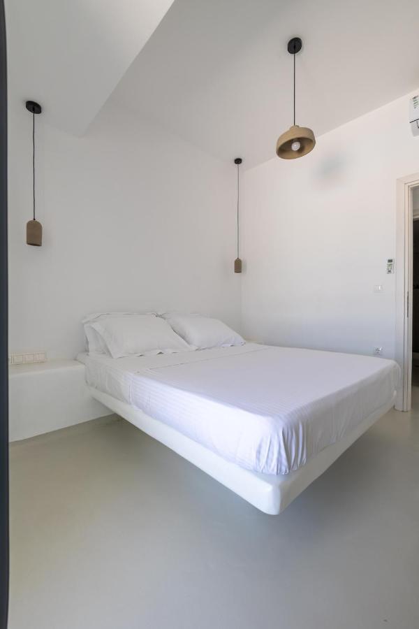 Studio 28 Maragkas Bagian luar foto