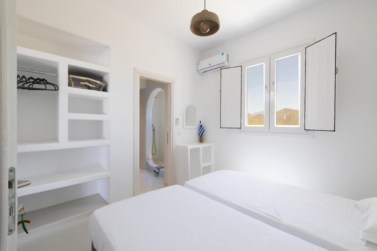 Studio 28 Maragkas Bagian luar foto